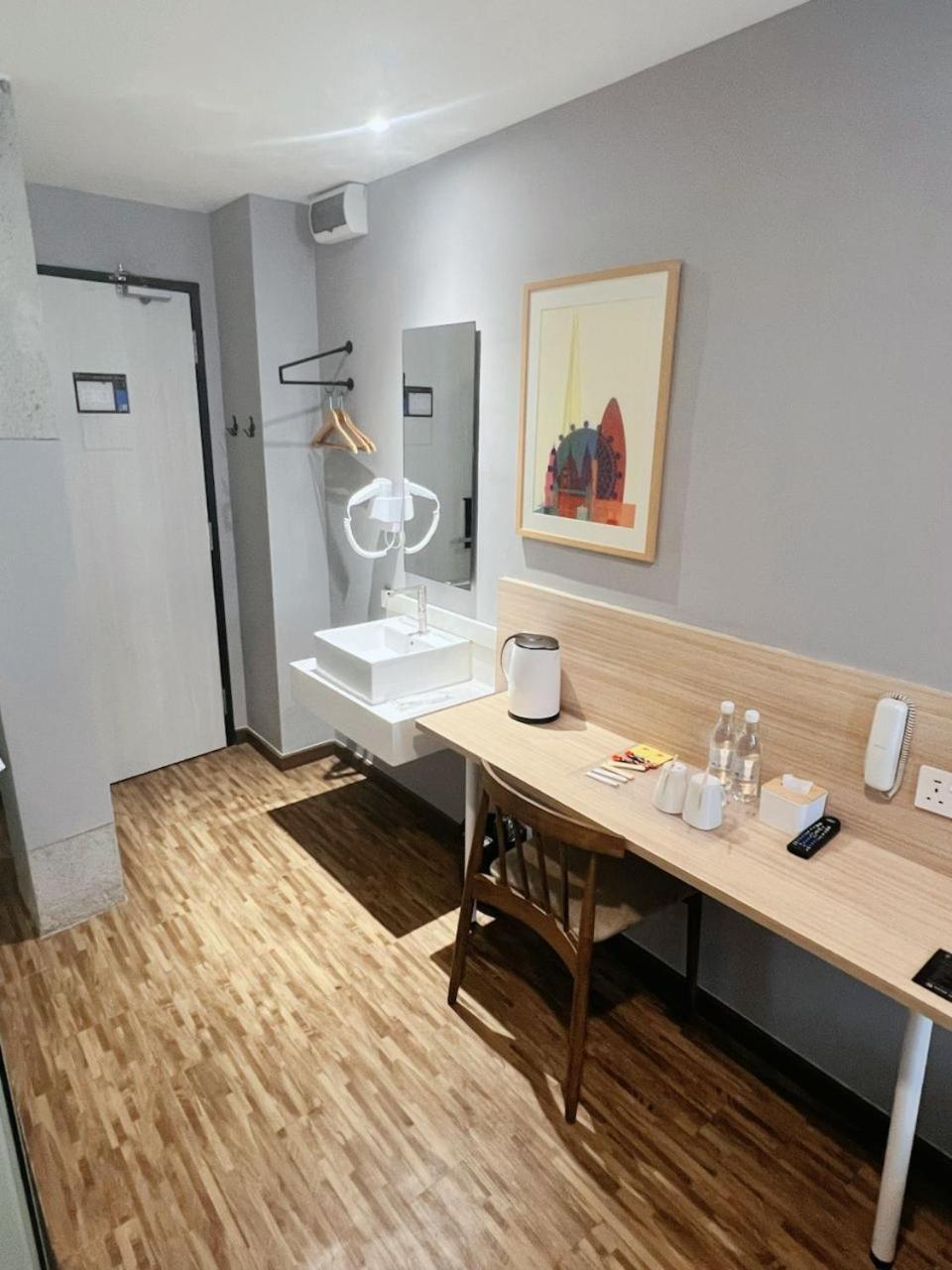 Hako Hotel Skudai Eksteriør billede