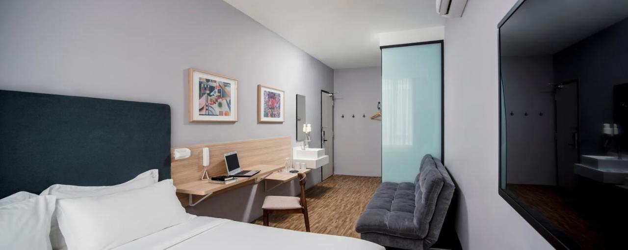 Hako Hotel Skudai Eksteriør billede